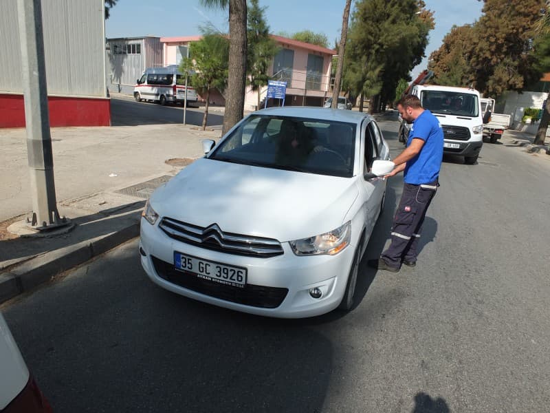 Çiğli'de Cam Motoru Arızası ve Değişimi